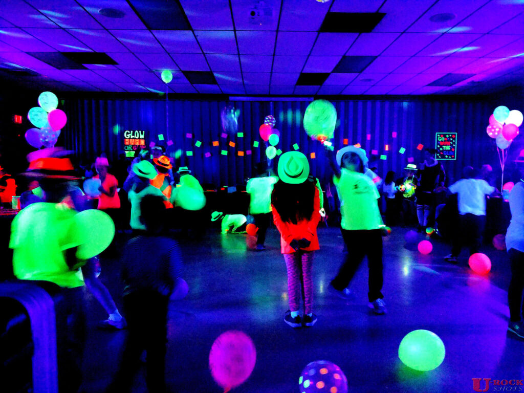 Image of Glo party